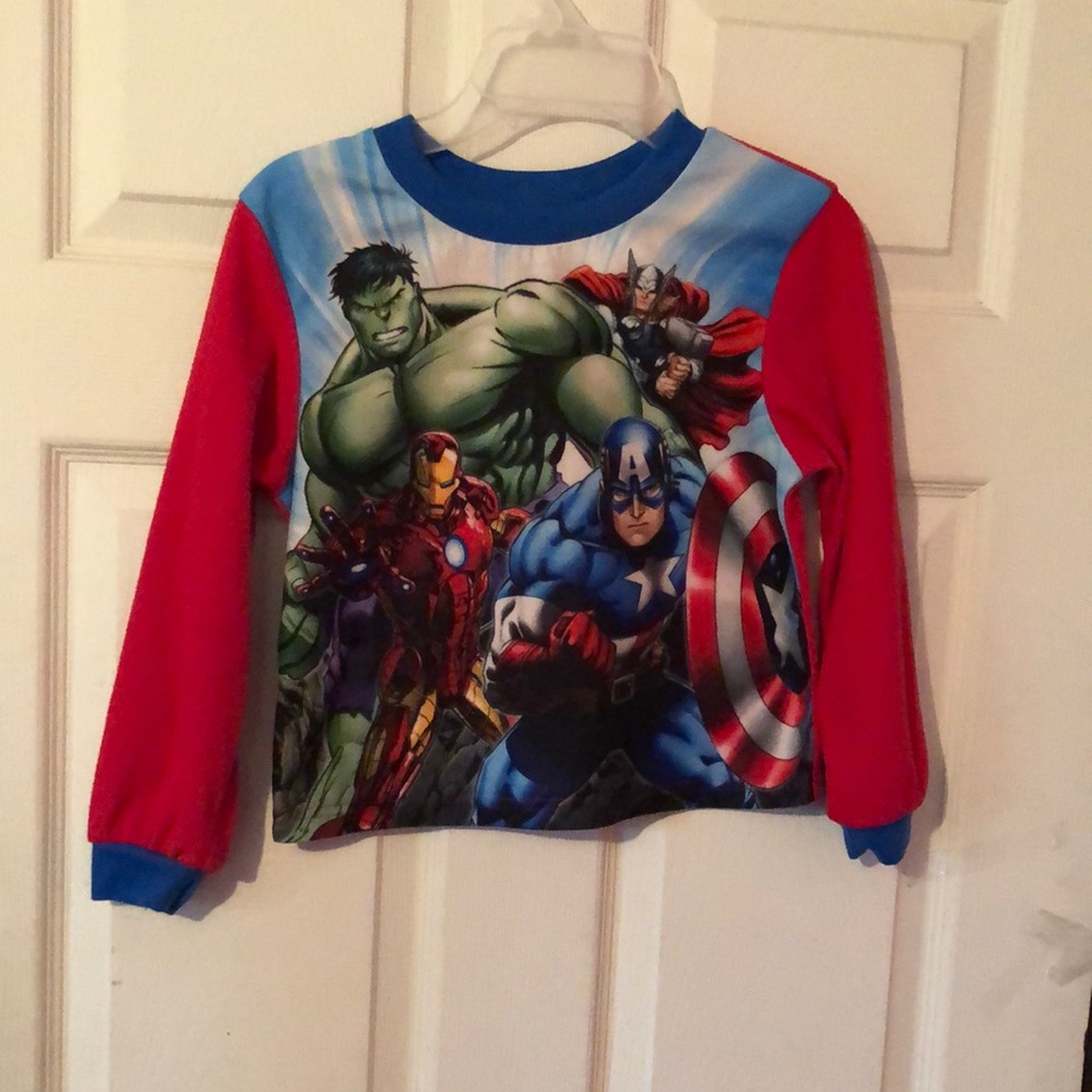 Marvel Avengers Assemble Superheroes Pajama Top Boys 6/7